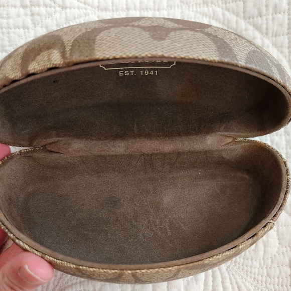 Coach sunglasses Case - Picture 4 of 5
